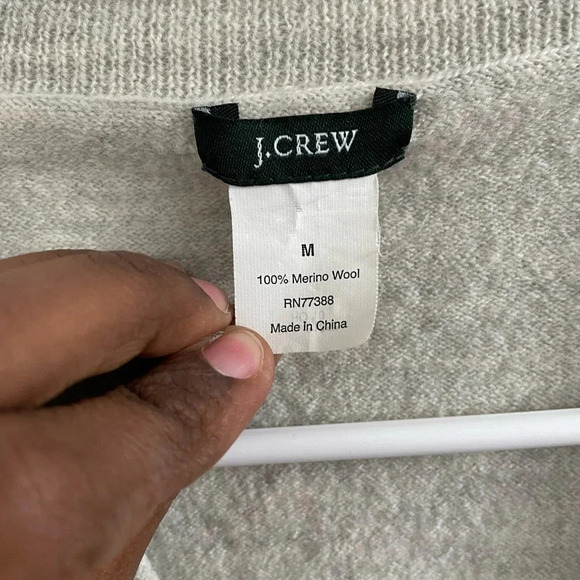 J.Crew Cardigan Women’s Sz M Button up Grey  Wool Workwear office career - Picture 2 of 4